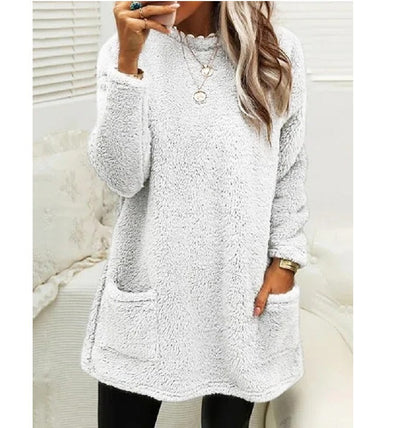 Blanche – Pull long en polaire douce