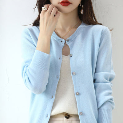 Clémence – Cardigan Élégant Boutonné